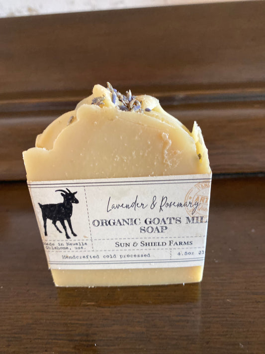 Organic goatmilk soap with rosemary & lavender essential oil.